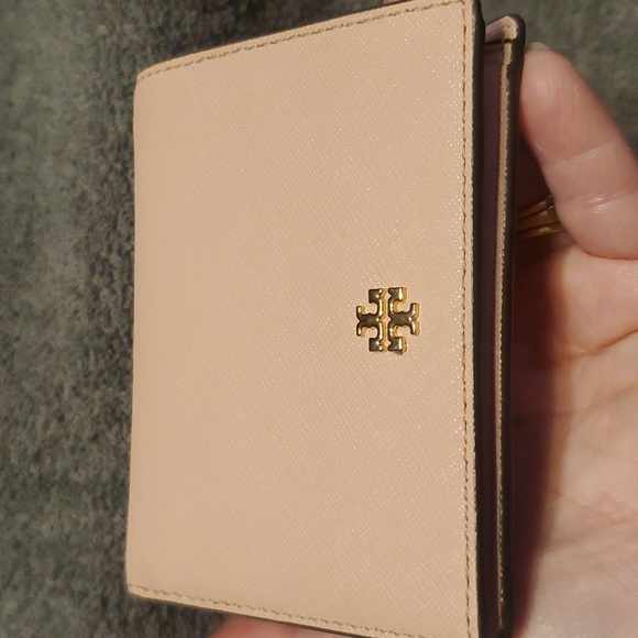 Tory Burch Leather Wallet - Picture 7 of 7
